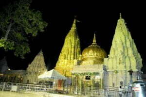 kashi viswanath temple : shiva temples in north india. Moreover, it is part of 12 jyotir linga.