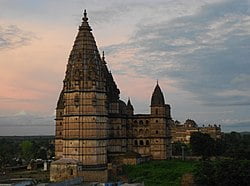 a photo of chaturvuj temple. Moreover, this temple refers to Lord Rama, an incarnation of Lord Vishnu.