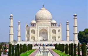 Another scenic view of Taj Mahal