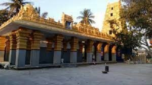 Photo of interior of the temple premises.