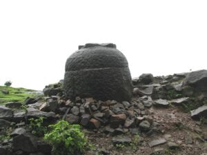 Another image of stone vessels in nanaghat.