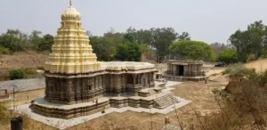 Another temple at talakadu, Keerthinarayana Temple.